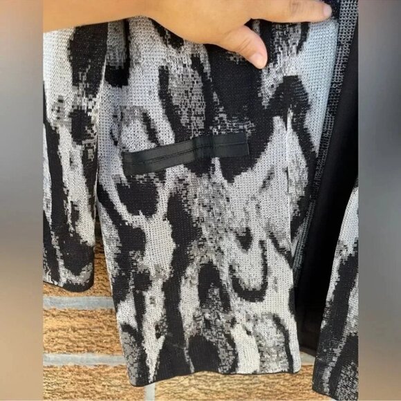 Misook "Snow Leopard" knit jacket Large - Picture 4 of 12